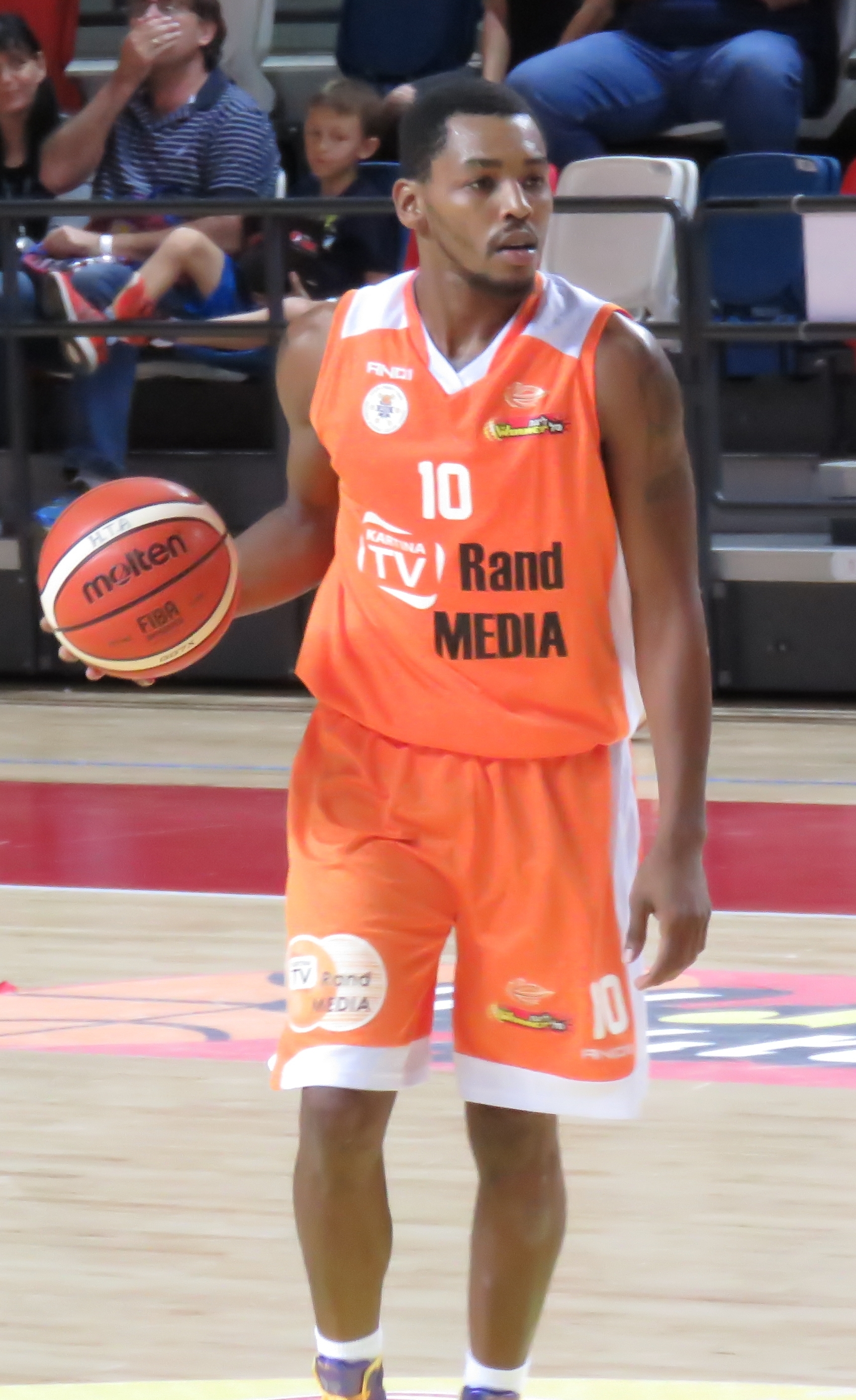 Lyons with [[Maccabi Rishon LeZion (basketball)|Maccabi Rishon LeZion]] in 2015