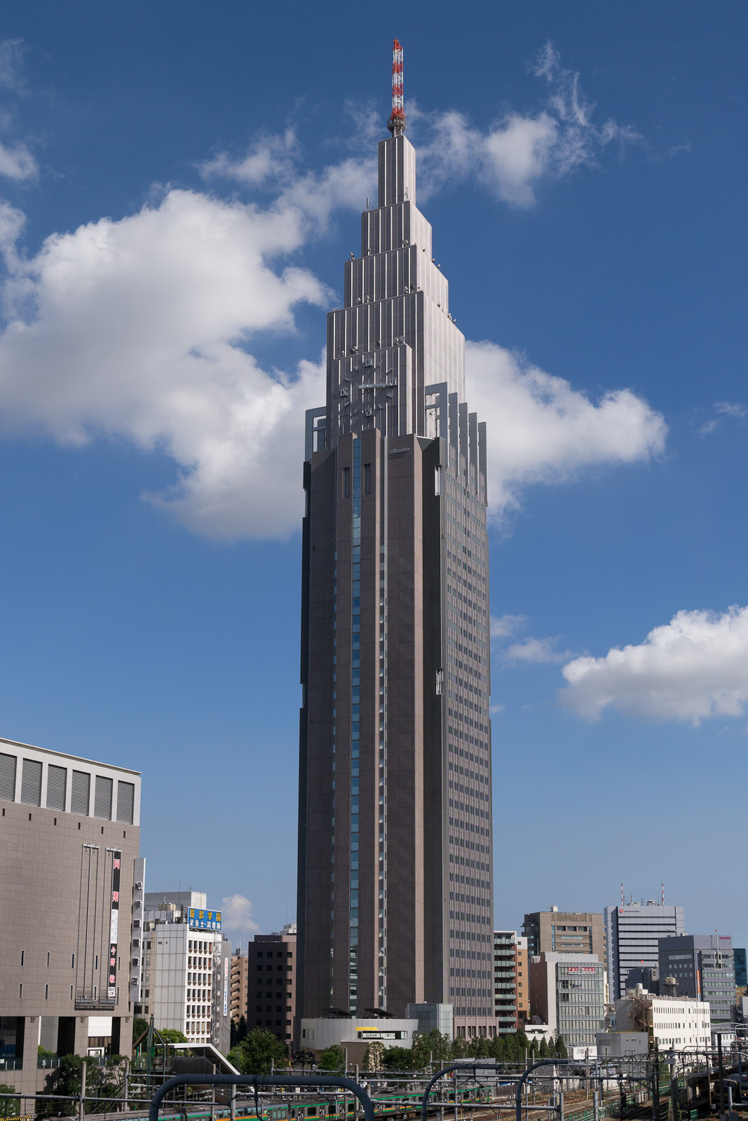 File Ntt Docomo Yoyogi Building 01 Jpg Wikimedia Commons