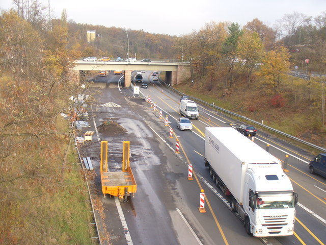 File:Nikolassee - AS Spanische Allee (Spanische Allee Motorway Exit) - geo.hlipp.de - 30262.jpg