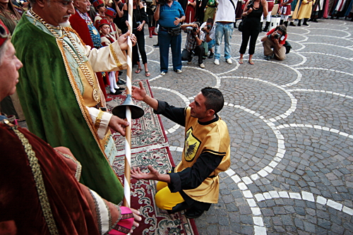 File:PIAZZA ARMERINA 10-08-12 0378 (4887831893).jpg