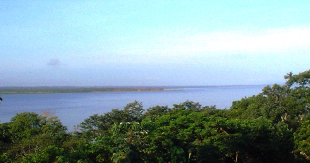 File:Peten Itza lake.jpg