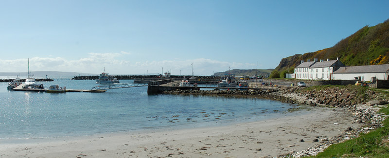 File:Rathlin Harbour, Church Bay, Rathlin Island - geograph.org.uk - 2822704.jpg