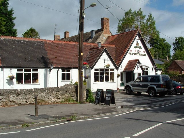 File:The White House Inn, Bladon - geograph.org.uk - 1407966.jpg