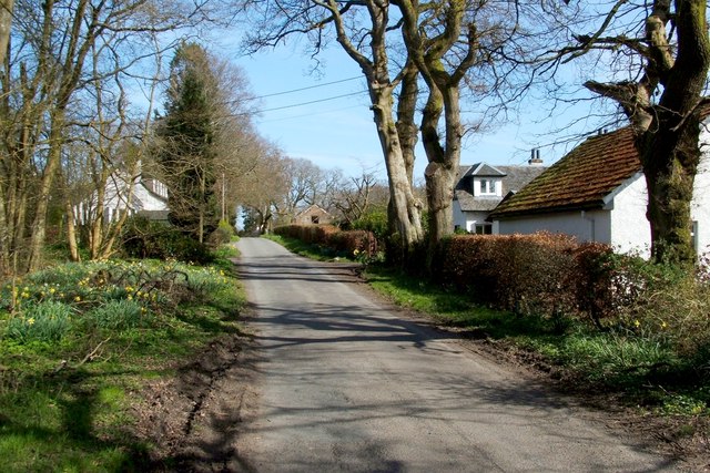 File:The road to Croftamie - geograph.org.uk - 2883251.jpg