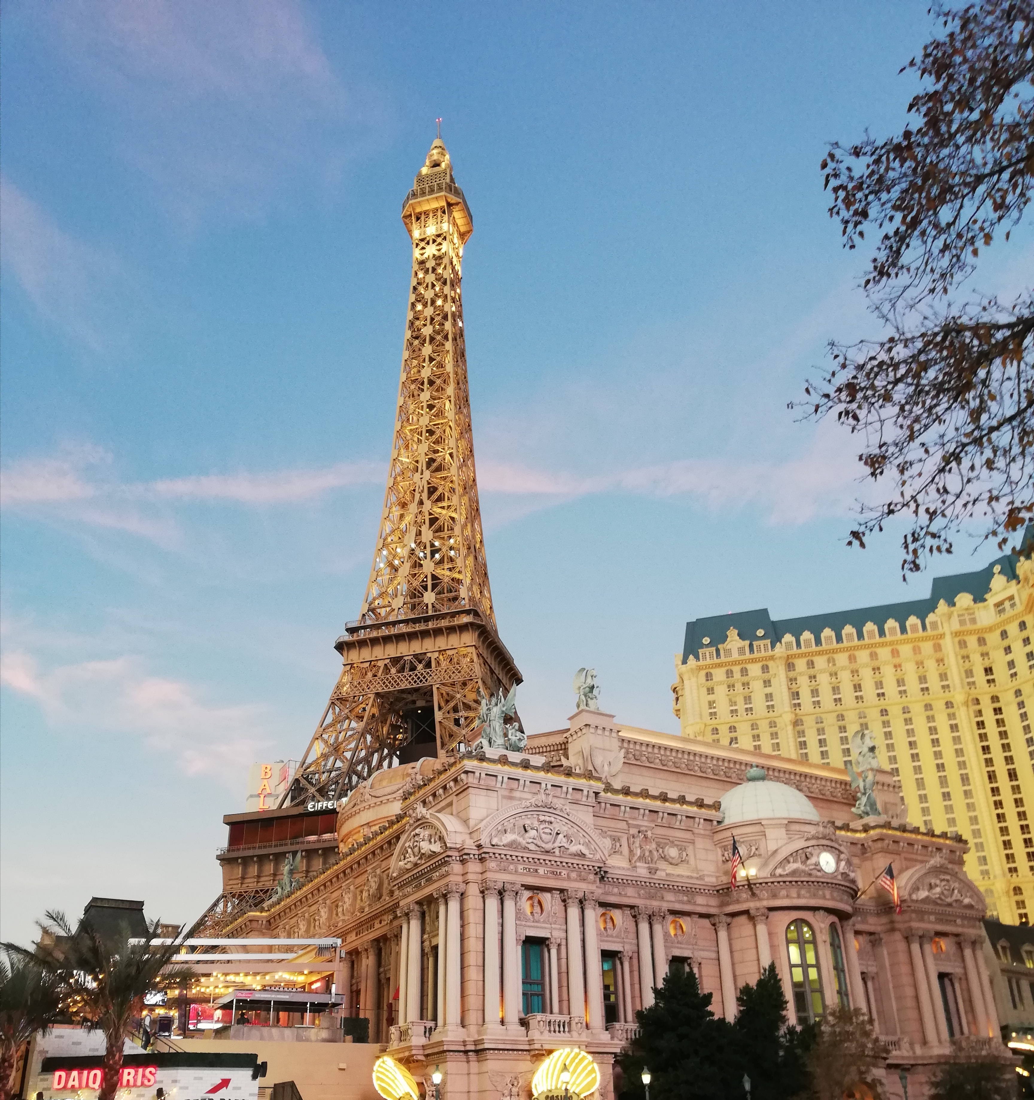 File:Torre Eiffel en Las Vegas.jpg - Wikimedia Commons