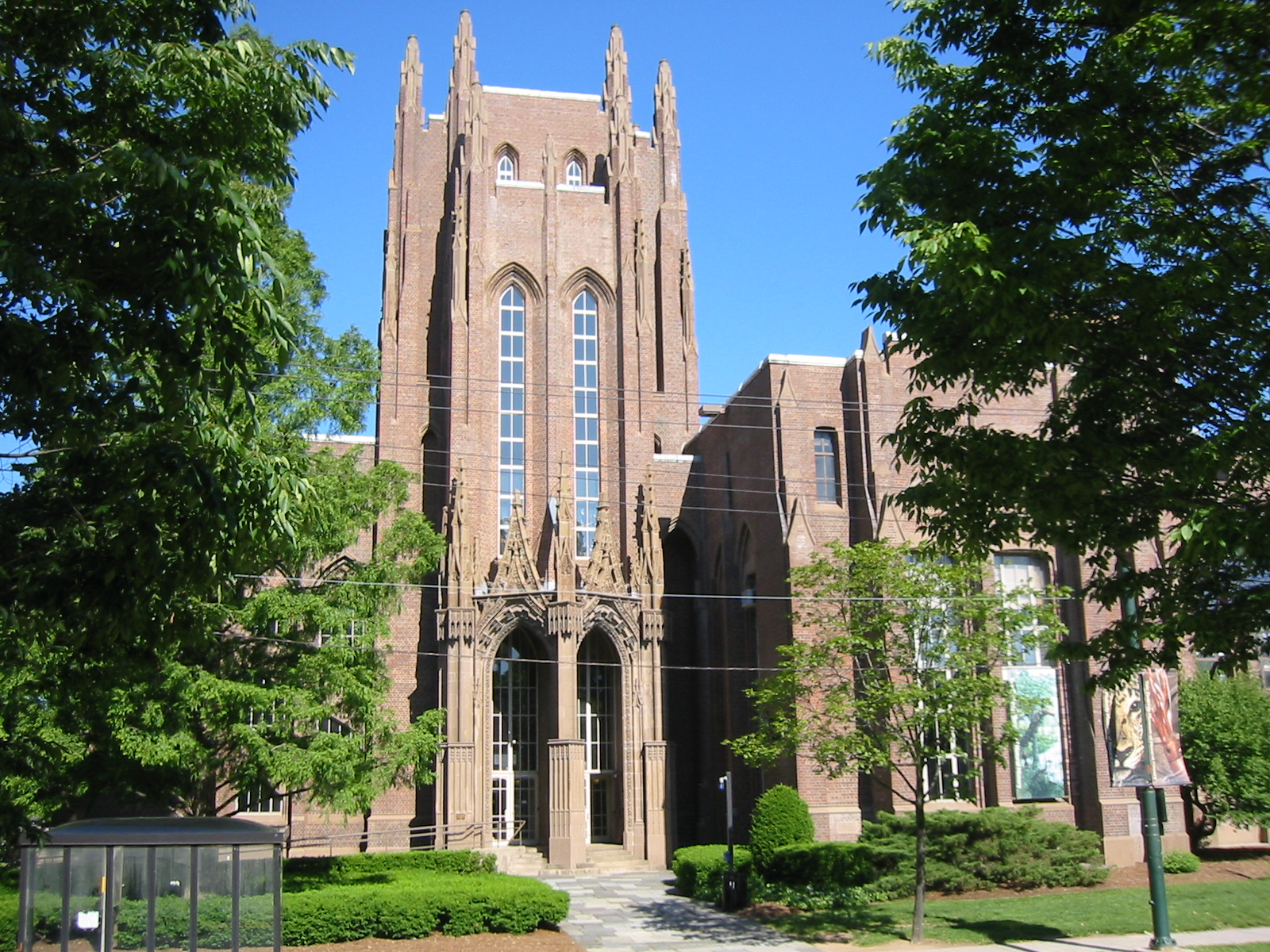 Entrance to the Peabody Museum
<!-- | pushpin_map     = NewHaven#Connecticut#USA