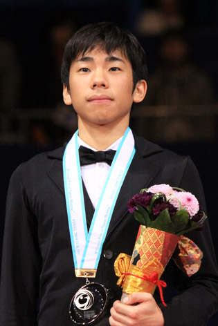 File:2009 GPF Seniors Men - Nobunari ODA - Silver Medal - 0009a.jpg