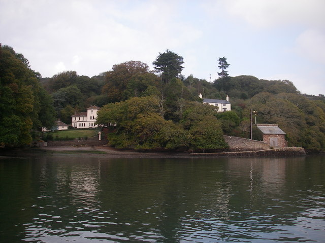 File:Avon Estuary - geograph.org.uk - 585749.jpg