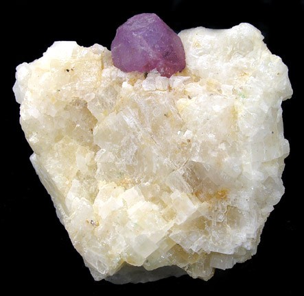 File:Corundum-118311.jpg