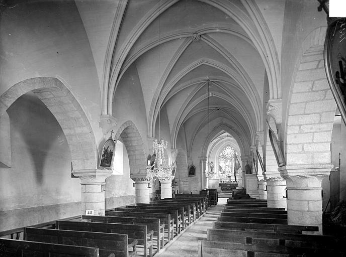 File:Eglise de Bons - Vue intérieure de la nef, vers le nord-est - Bons-Tassilly - Médiathèque de l'architecture et du patrimoine - APMH00018235.jpg