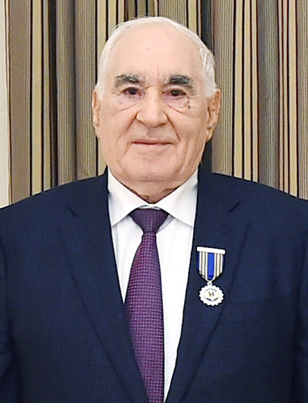 File:Fəttah Heydərov.jpg