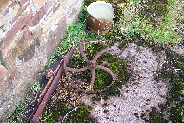 File:Found outside the old cottage at Toscaig - geograph.org.uk - 42104.jpg