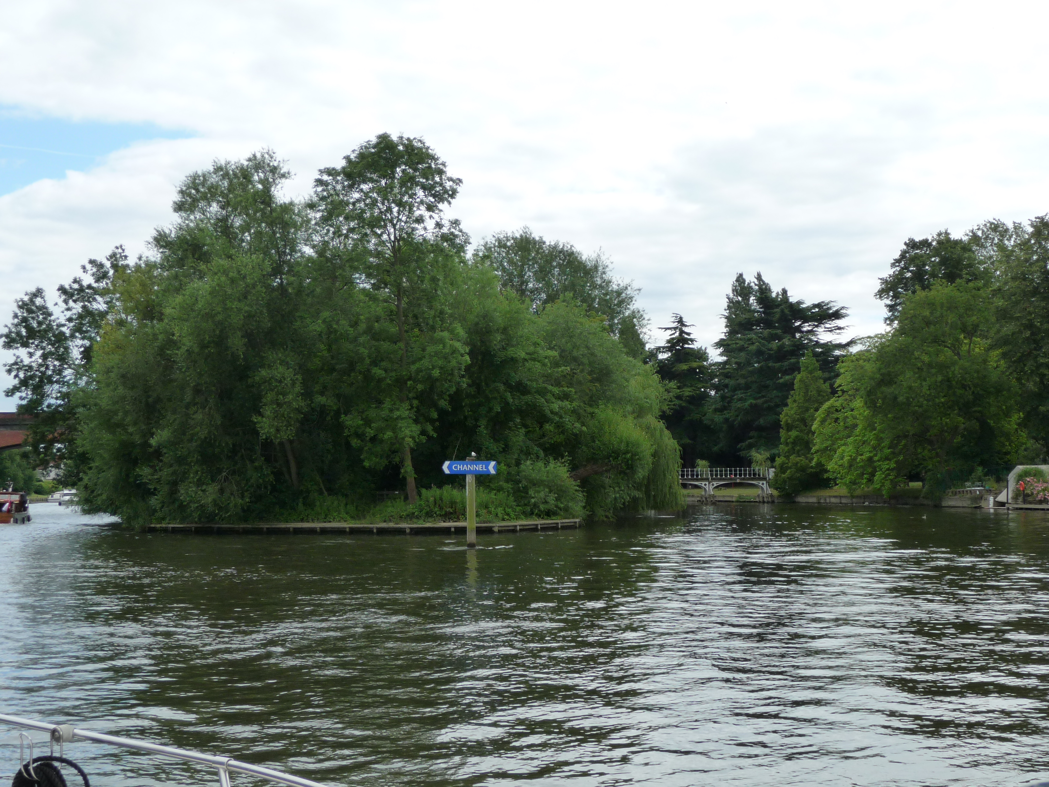 Guards Club Island