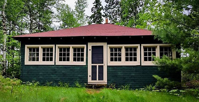 File:I.W. Stevens Cottage.jpg