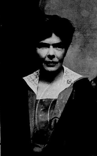 File:Irene Aloha Wright (1879-1972) in 1922.png