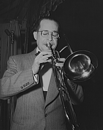 Tizol in Duke Ellington's orchestra, 1943