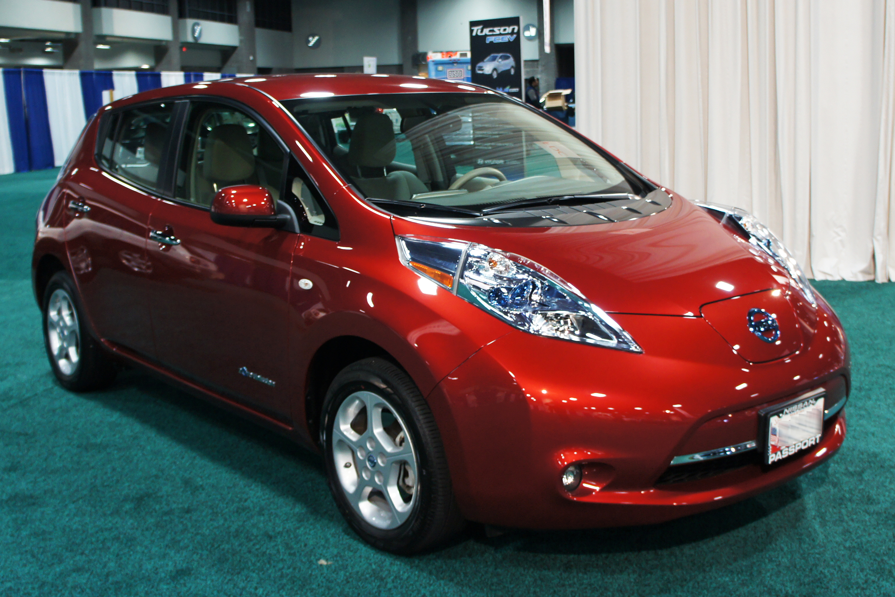 Nissan Leaf электро