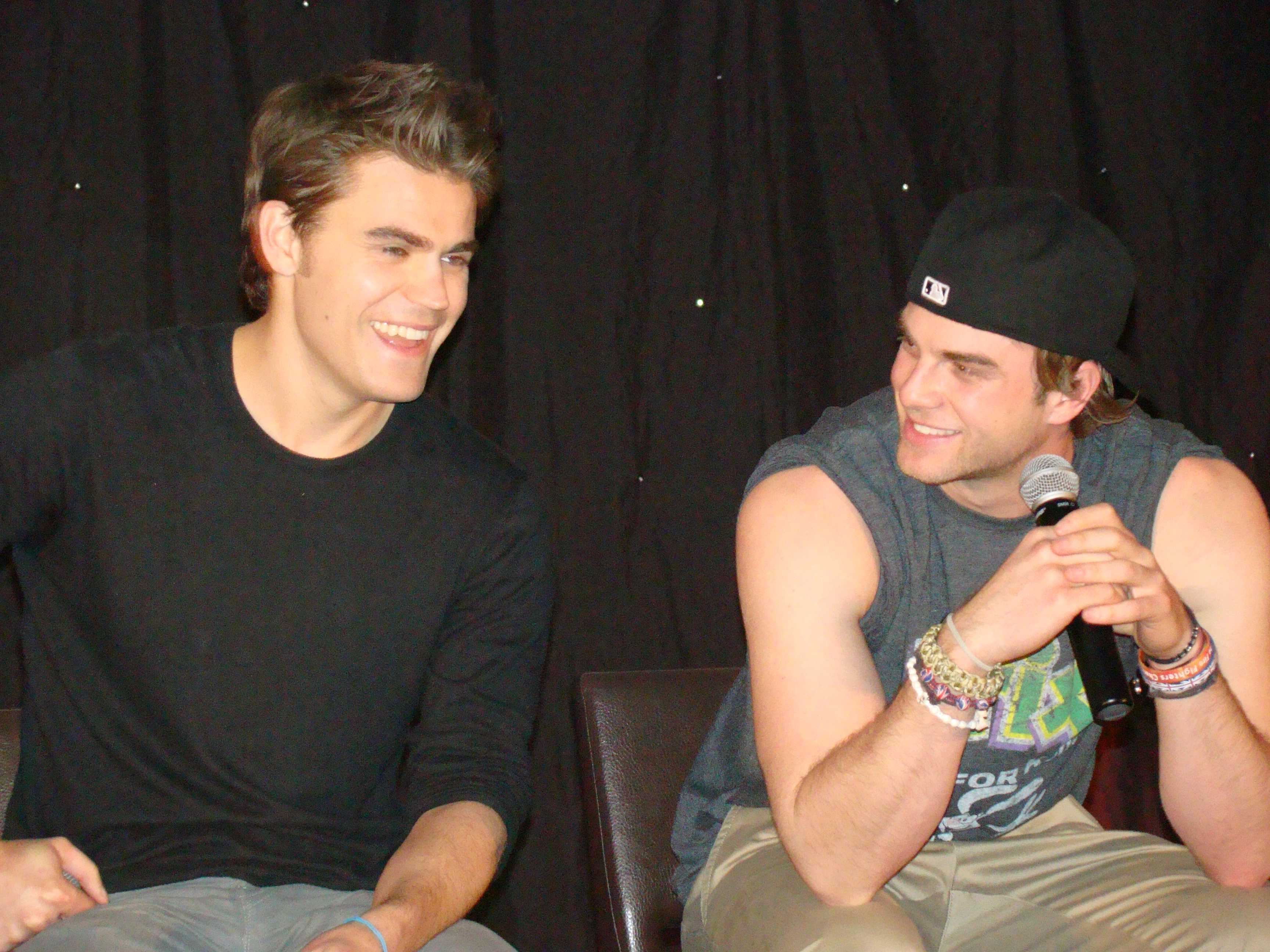 Nathaniel Buzolic, Wiki