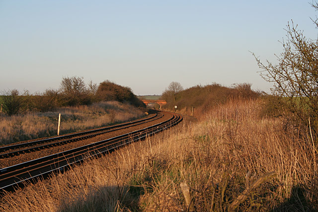 File:Railway Line near Bottesford - geograph.org.uk - 153251.jpg