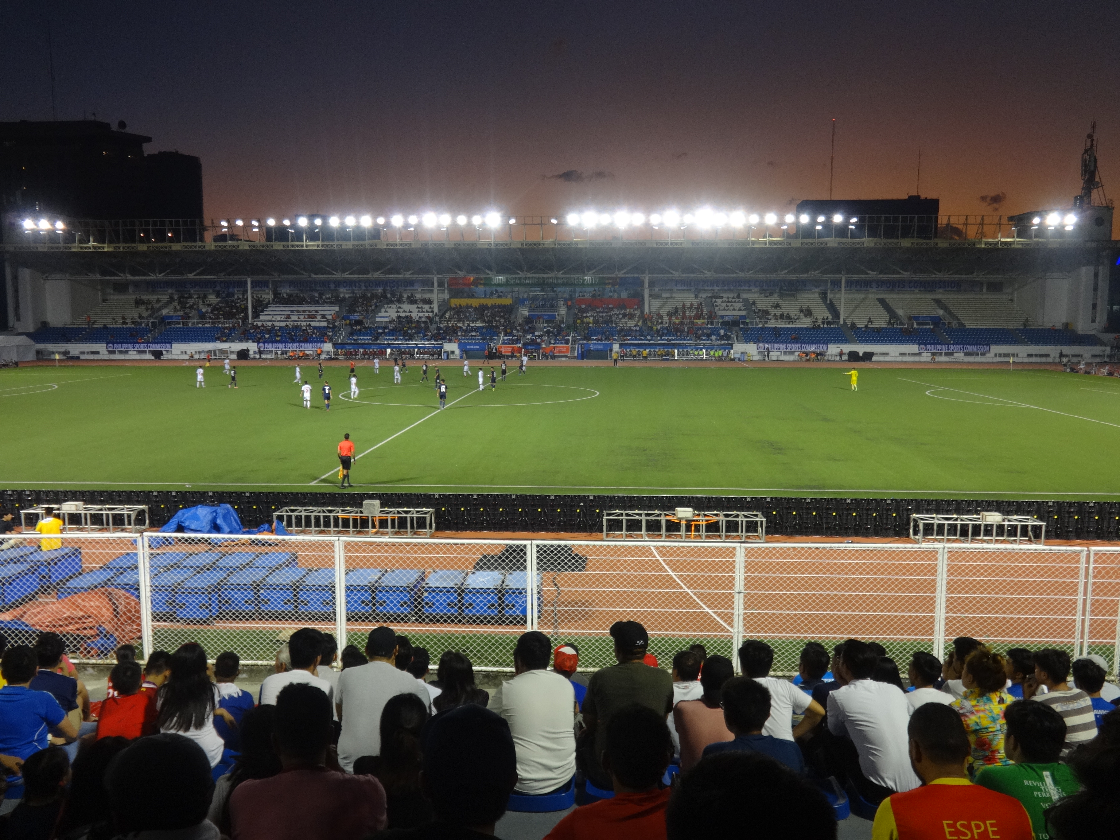 Rizal Memorial Stadium - Wikipedia