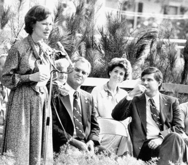 File:Rosalynn Carter addressing a political rally for Bob Graham and Wayne Mixson.jpg