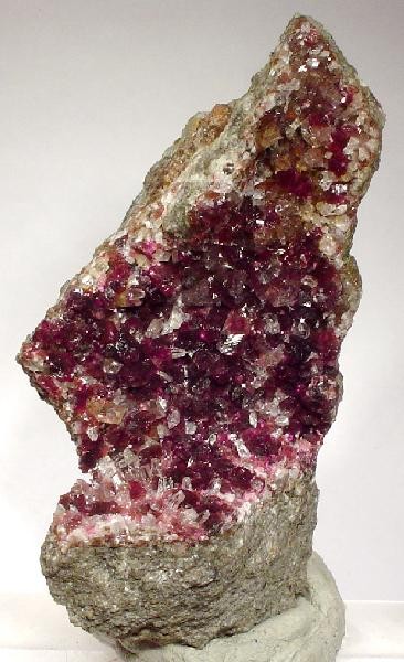 File:Roselite-119640.jpg