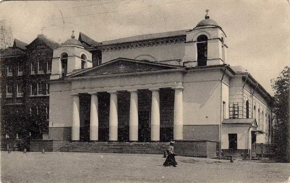 Католический храм в москве на лубянке