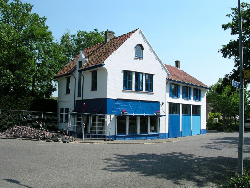 File:Spoorbuurt, AP.jpg