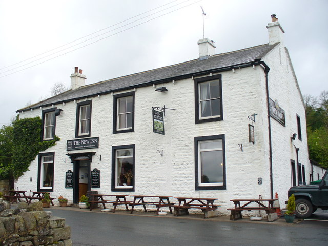 File:The New Inn - geograph.org.uk - 1343077.jpg