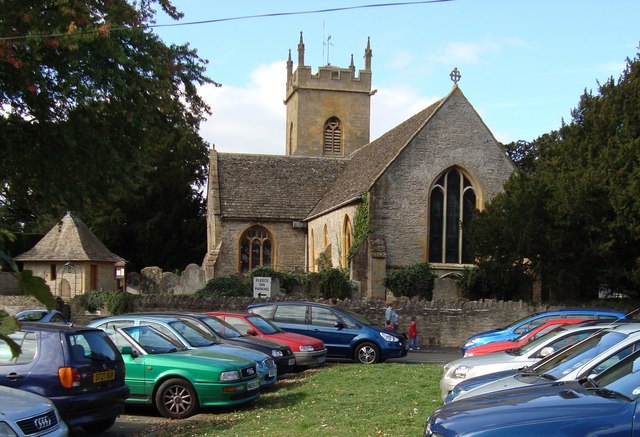 The green in Bretforton - geograph.org.uk - 1534459