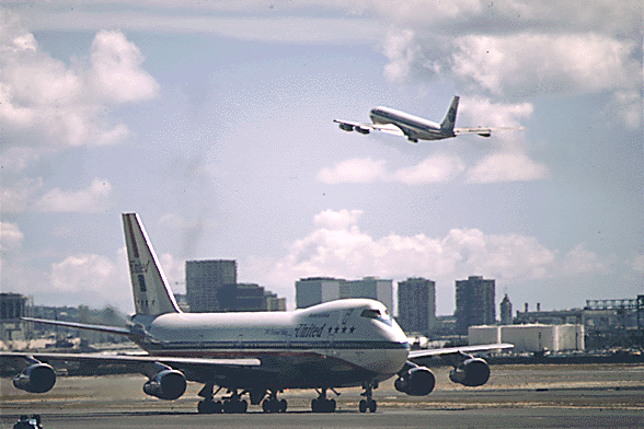 File:United Airlines Boeing 747 at Honolulu International Airport October 1973.png