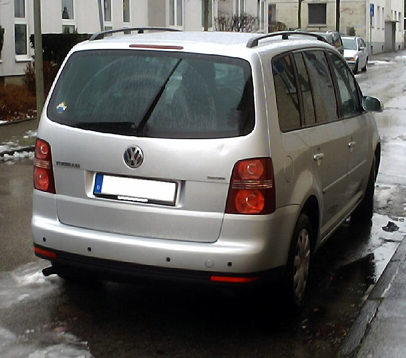 File Vw Touran Ecofuel 08 Heck Jpg Wikimedia Commons