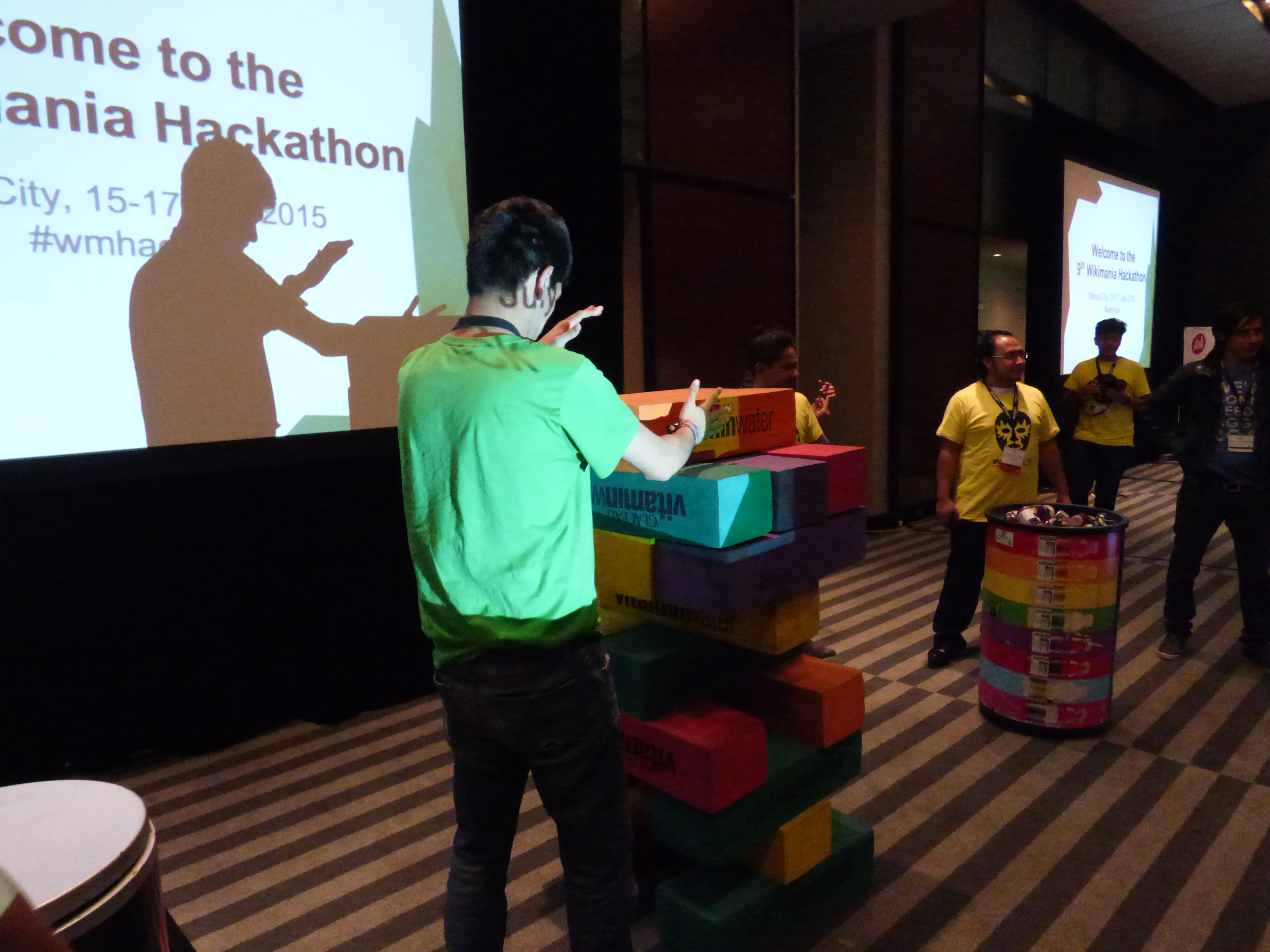 File Voluntarixs Y Asistentes Al Hackathon De Wikimania 2015