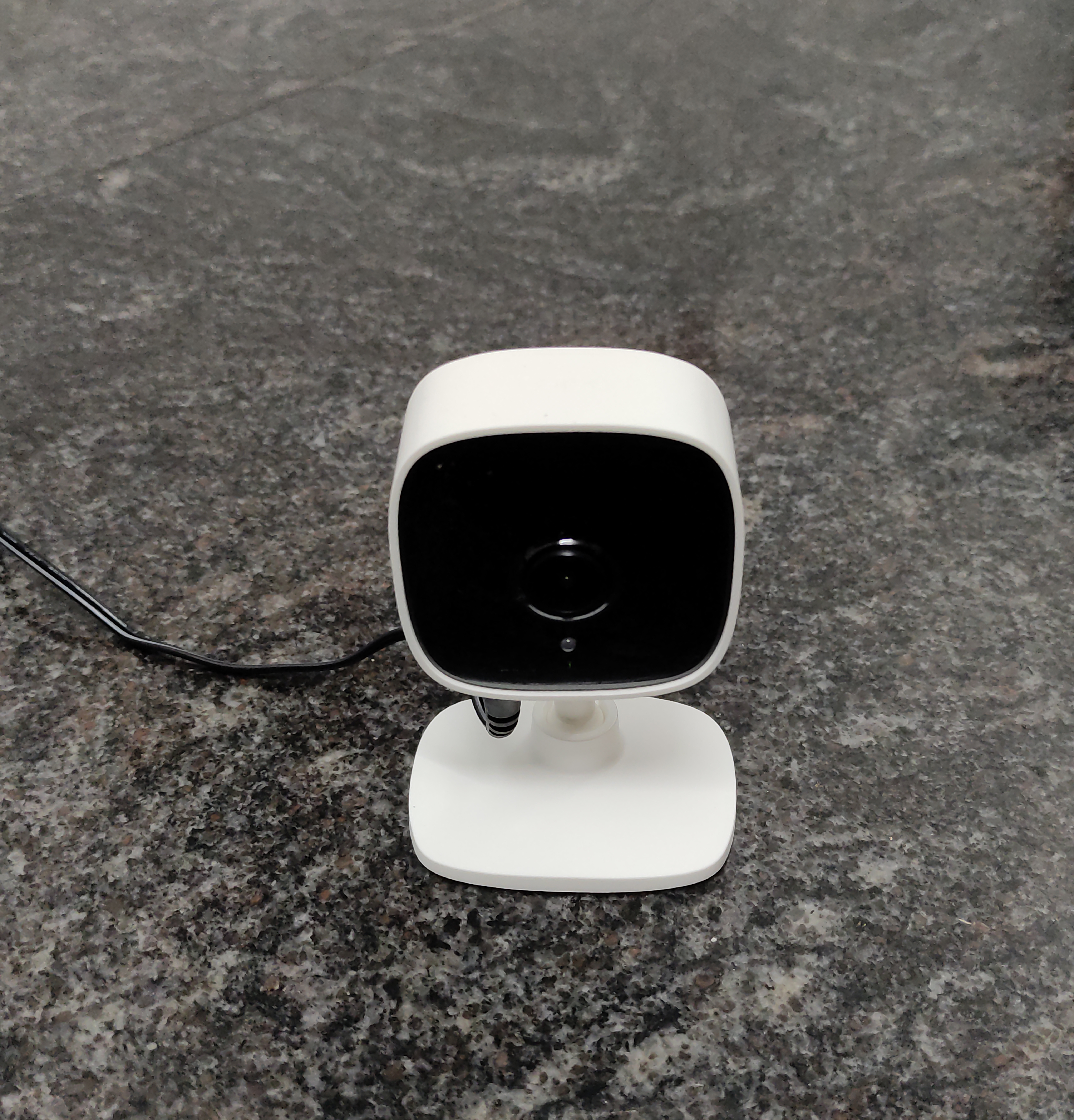 File:Wifi Security camera - Tapo C100.jpg - Wikimedia Commons