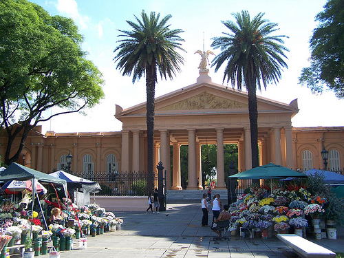 File:Chacarita cemetery entrance.jpg