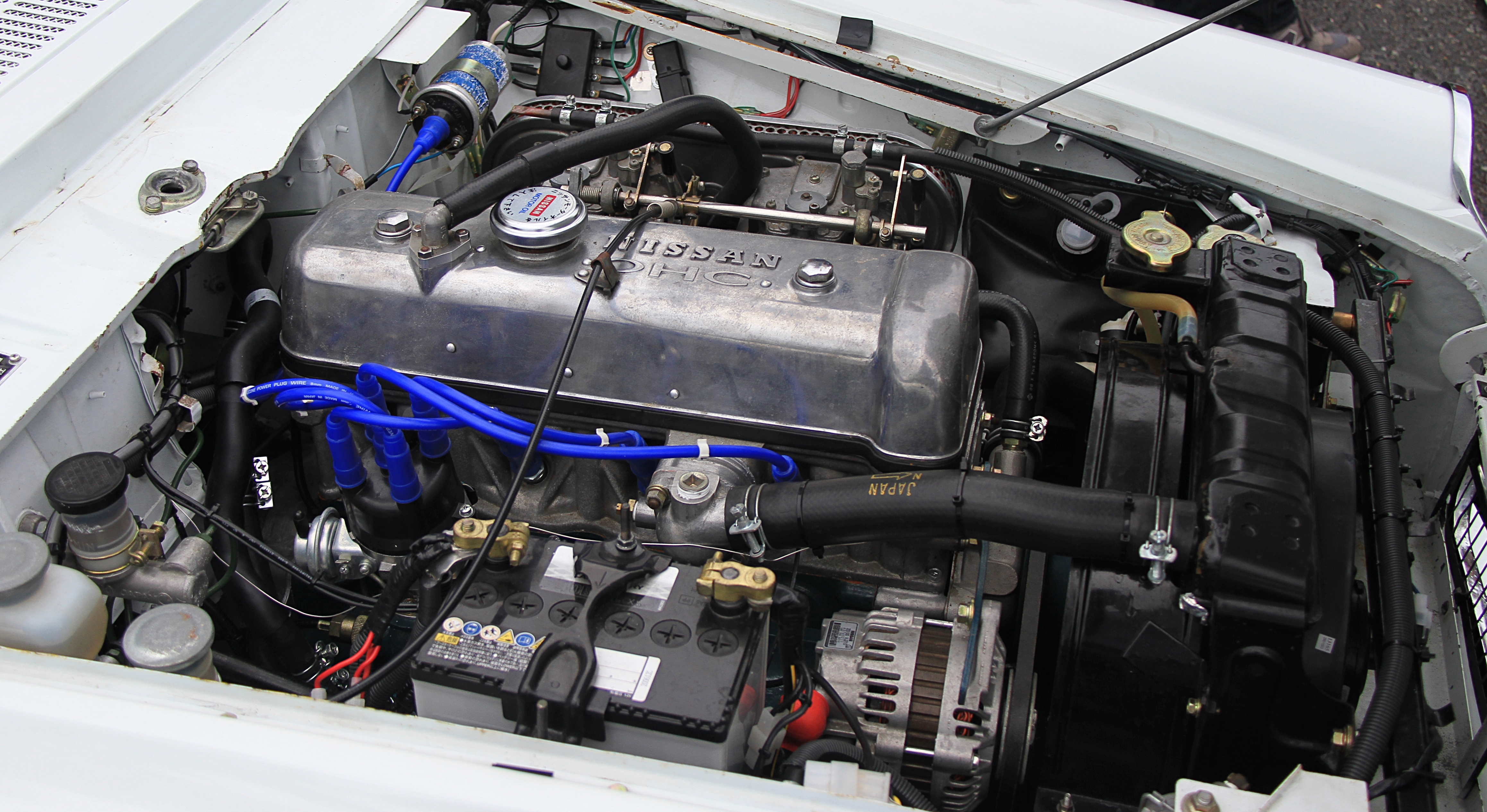 Datsun_U20_engine.jpg