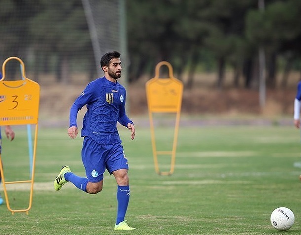 File:Esteghlal FC in training, 9 October 2020 - 09.jpg