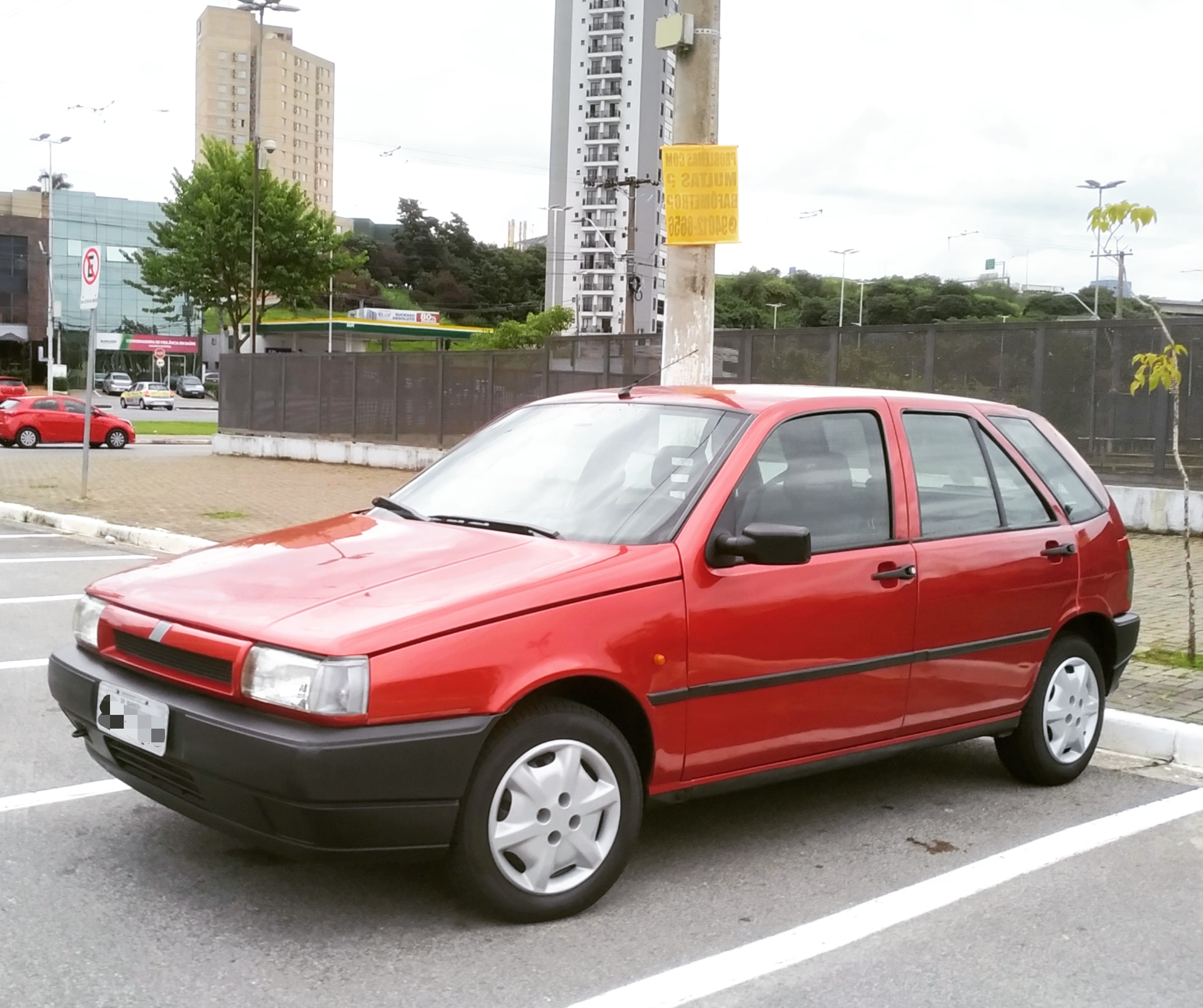 File:Fiat Tipo 1995.jpg - Wikimedia Commons