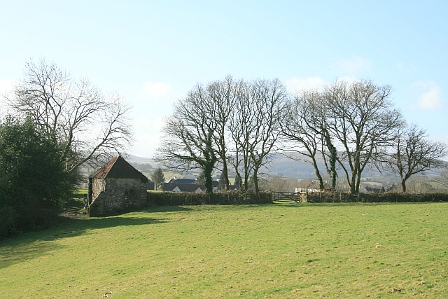 File:Field barn above Wray Brook - geograph.org.uk - 1229726.jpg