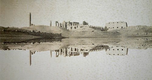 File:Gd Temple & le Lac Sacré, Karnak.jpg