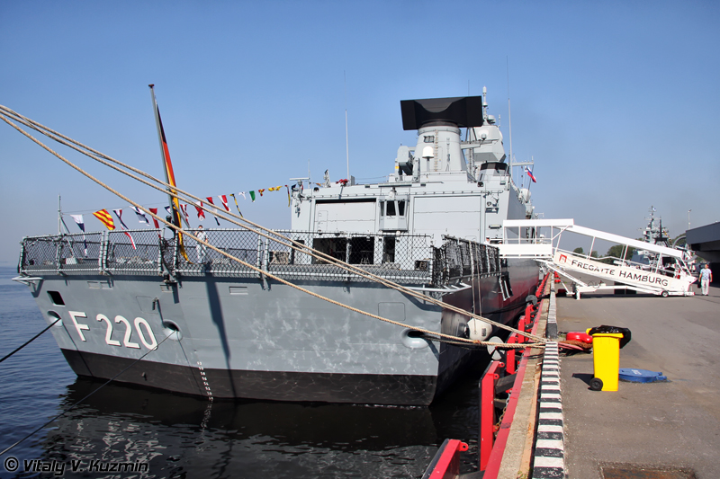 File:International Maritime Defence Show 2011 (375-22).jpg