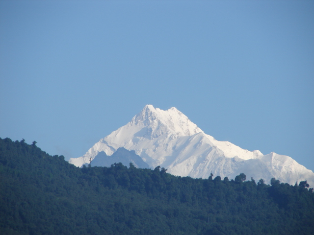 File:Kanchengaga View from Gangtok.JPG