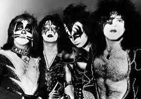 File:Kiss original lineup (1976).jpg