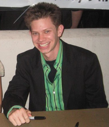 Bestand:Lee Norris cropped.jpg