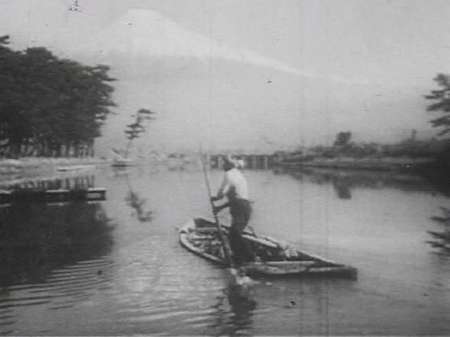 File:My Japan 07 Mt. Fuji lake.JPG