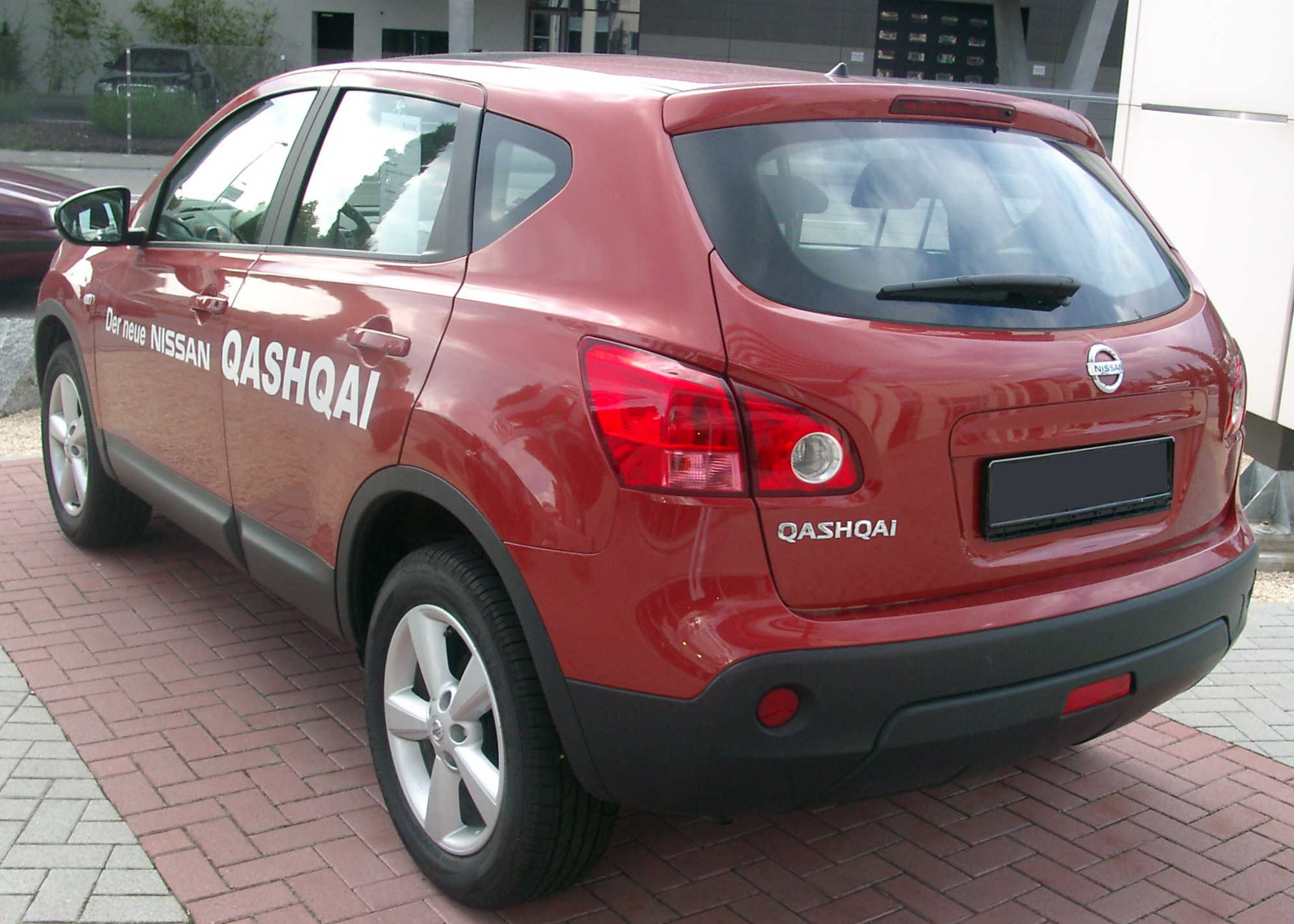 Nissan qashqai j10e отличия от j10