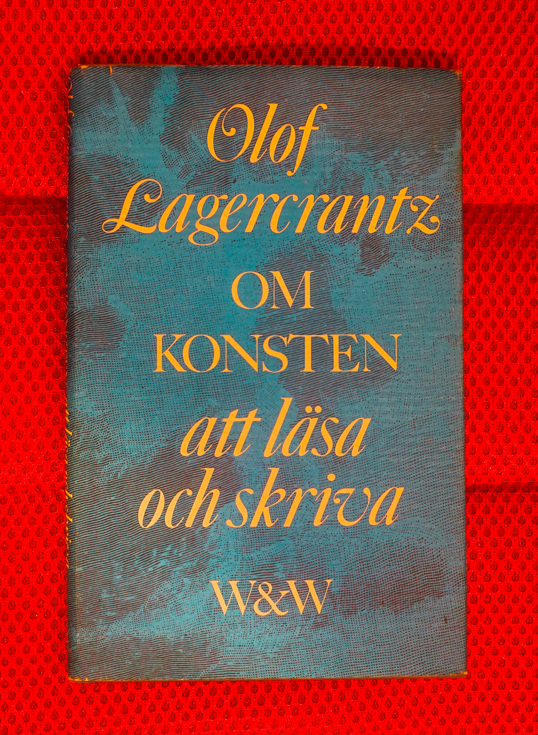 Olof Lagercrantz bok ''Om konsten att läsa och skriva'' från 1985.