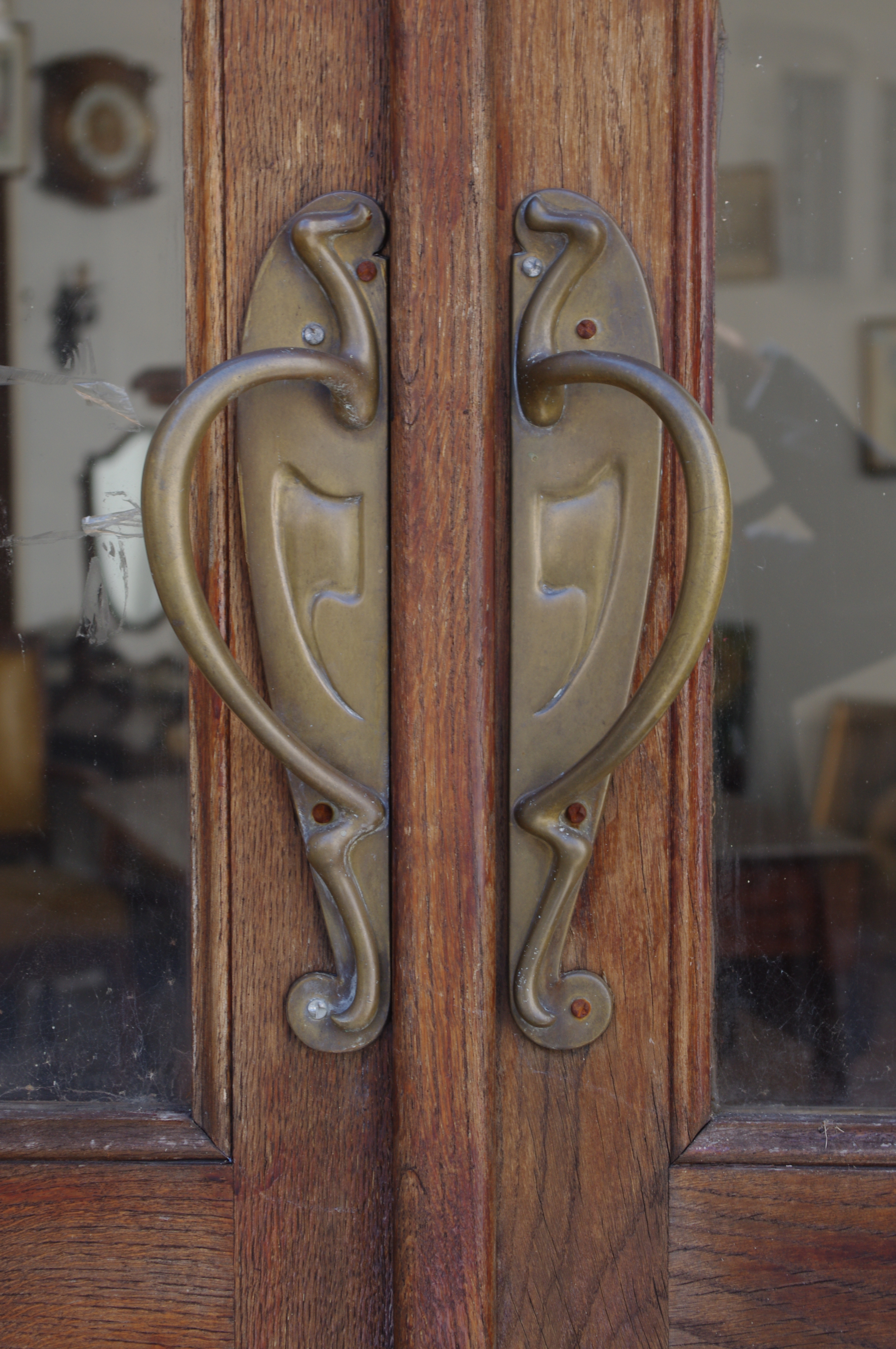 File:Poignée de porte Art Nouveau.jpg - Wikimedia Commons