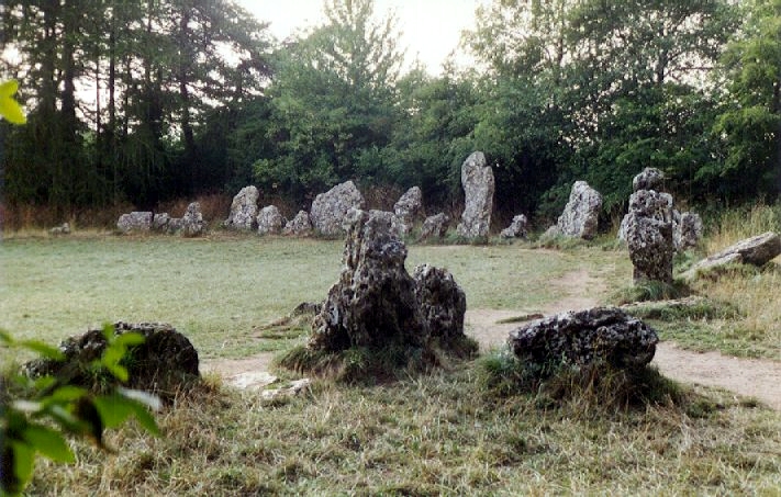 File:Rollright Stones (96100107).jpg