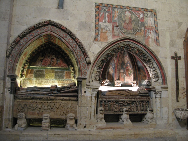 File:Sepulcros Salamanca.jpg